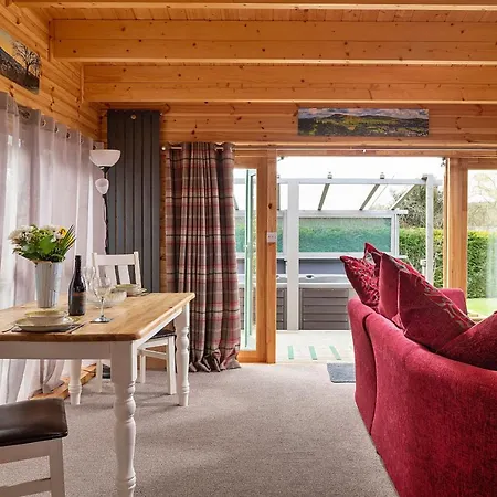 Finest Retreats - Garden Lodge Craven Arms Exterior photo