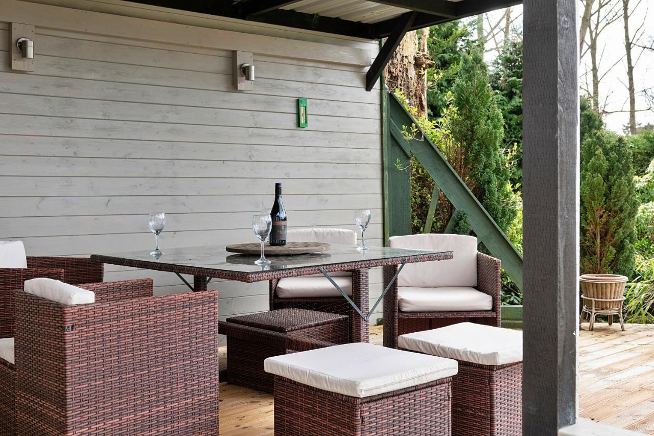Finest Retreats - Garden Craven Arms