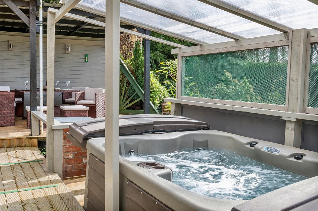Finest Retreats - Garden Holiday home Craven Arms